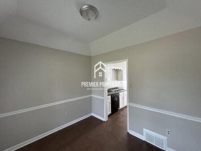 Building Photo - 4259 Creek Manor Cove