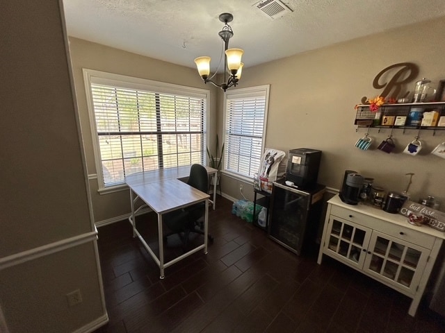 Building Photo - 3917 Seminole Ct