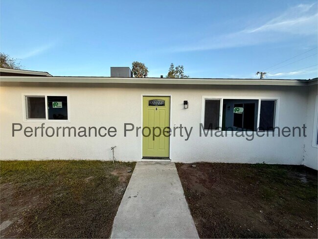 Building Photo - 3401 Squire Ln