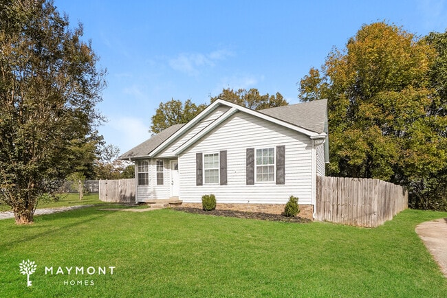 Building Photo - 379 Donna Dr