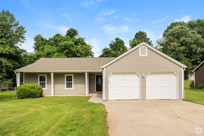 Building Photo - 5818 Mistyview Dr