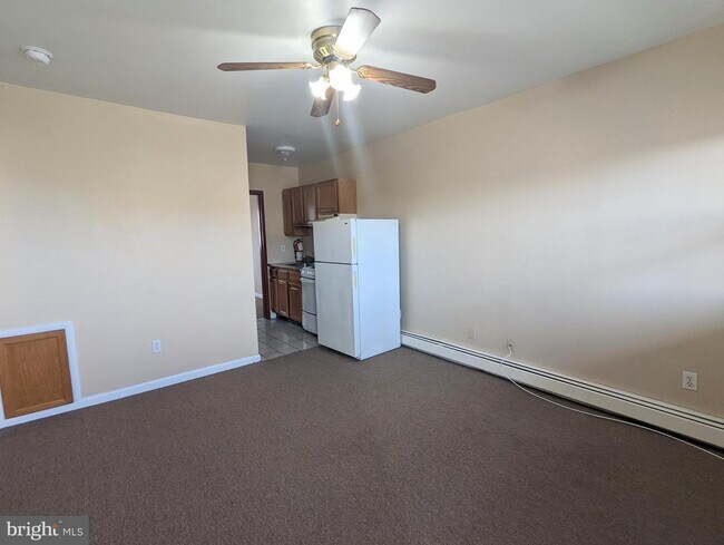 Foto del edificio - 9211 Monmouth Ave