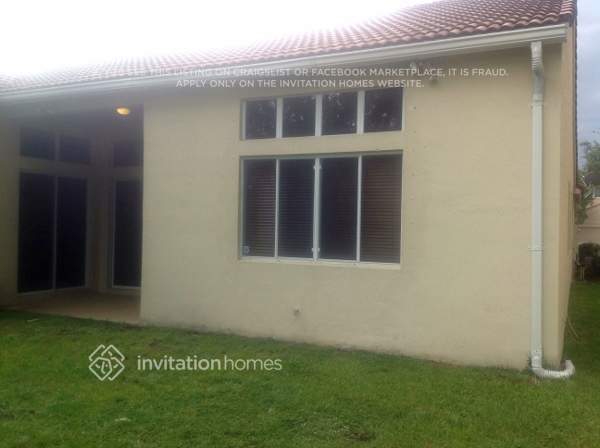 Building Photo - 1319 Camellia Cir