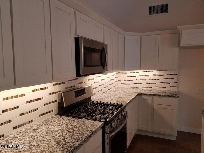 Foto del edificio - 129 S Apache Gold Lp