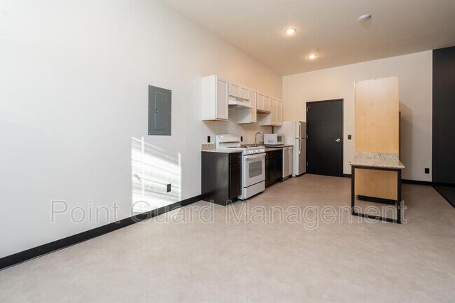 Building Photo - 1728 Fairmount - 119