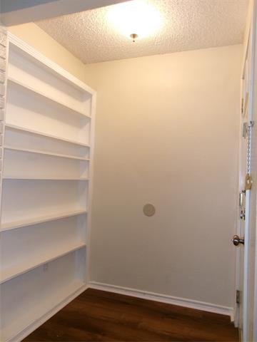 Foto del edificio - 3705 Greenhill Ln