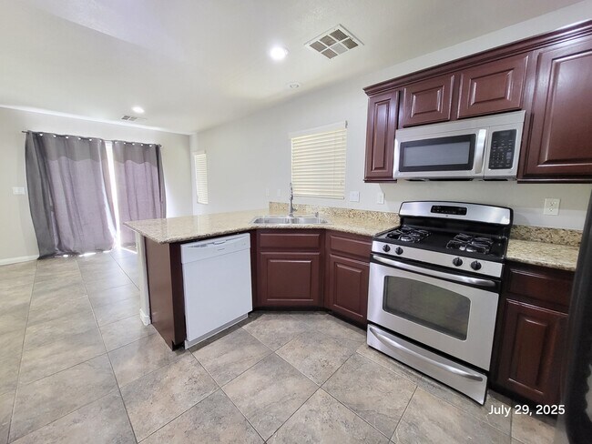 Foto del edificio - 8187 Moonlight Meadows St