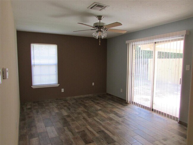 Foto del edificio - 1406 Middle Park St