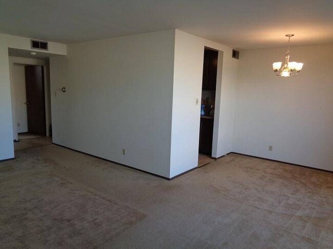 Building Photo - 141430th