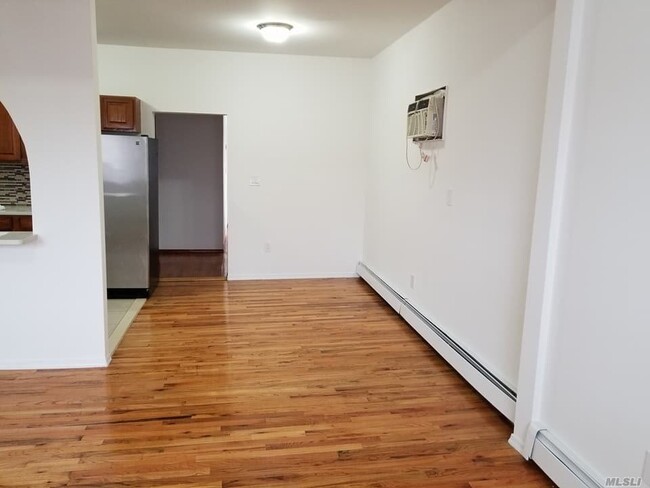 Building Photo - 143-12 Quince Ave
