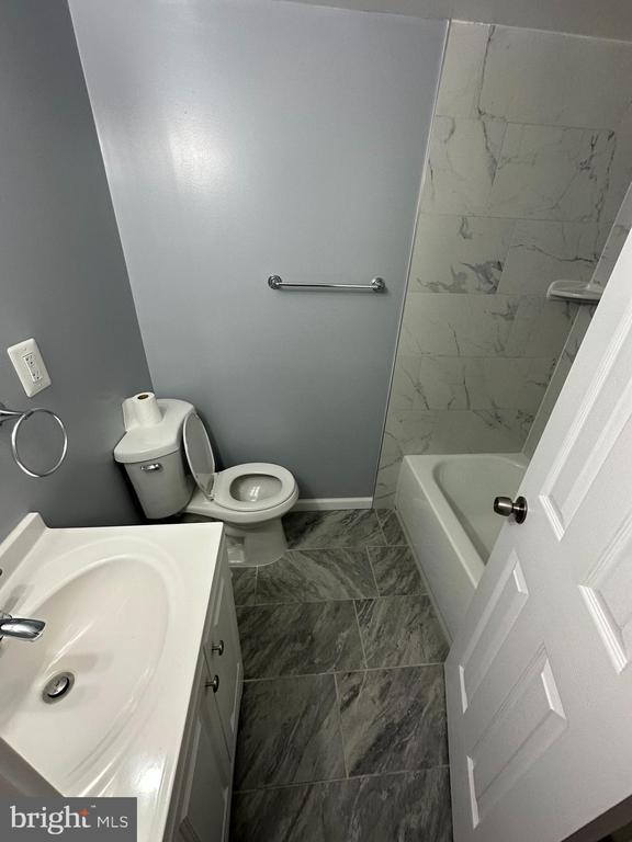 Building Photo - 8206 Red Wing Ct