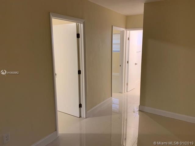 Foto del edificio - 15961 NE 18th Pl