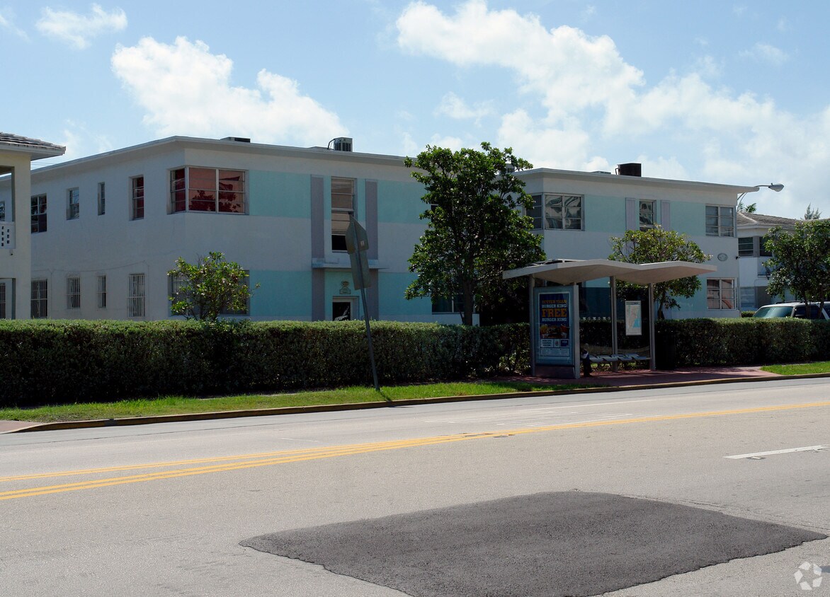 Apartamentos en 801-815 de Alton Rd - Alton Suites