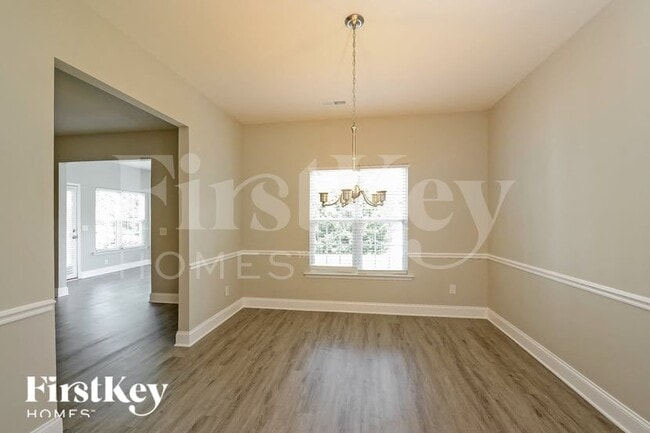 Building Photo - 4960 Long Grove Dr