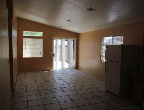 Building Photo - 3732 White Quail Ct