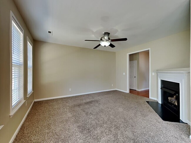 Building Photo - 151 Tuscarora Ln