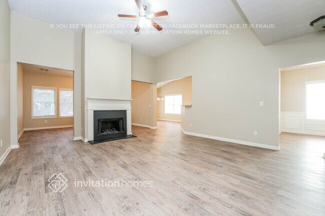 Building Photo - 30 Rosemoore Dr