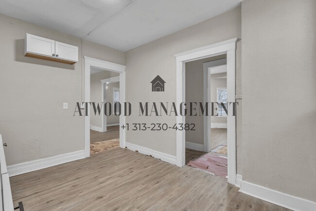 Foto del edificio - This beautifully updated 3-bedroom, 1-bath single-family home is ready for move-in!