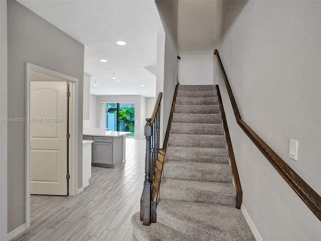 Foto del edificio - 8330 Rearing Ln