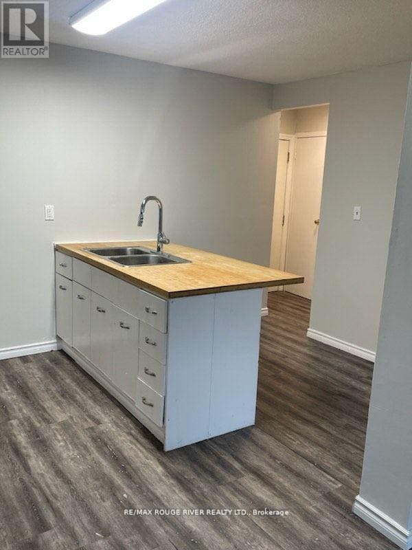 Building Photo - 14 Frank St