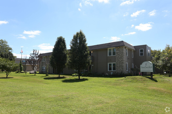 Foto del edificio - Forest Cove North Apartments