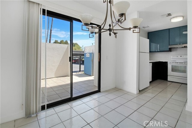 Building Photo - 48944 Desert Flower Dr