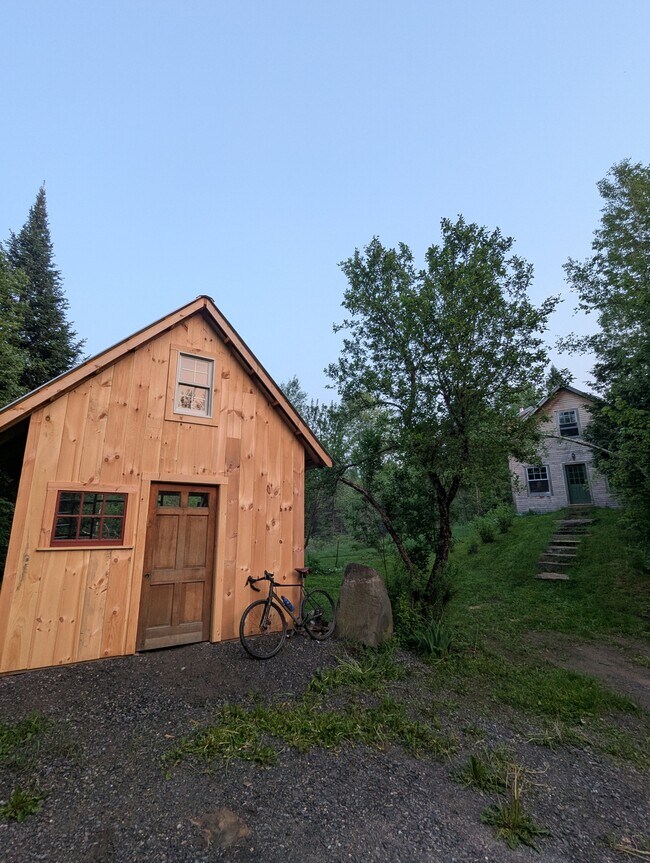 Building Photo - 31 Town Hwy 14