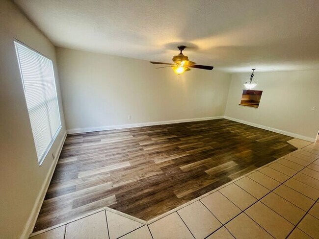 Building Photo - HIDDEN CREEK CONDO-1602 Bending Brook Way ...