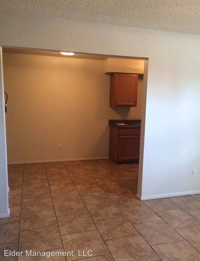 Building Photo - 3624 Elm Springs Rd
