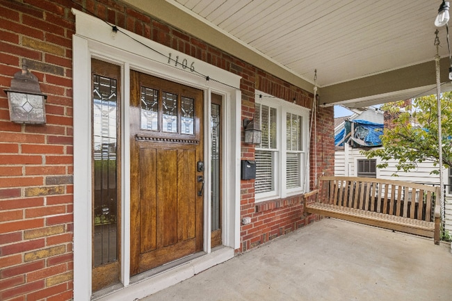 Photo - 1106 Lawrence Ave House