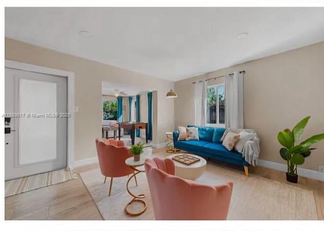 Foto del edificio - 1345 NE 14th Ave