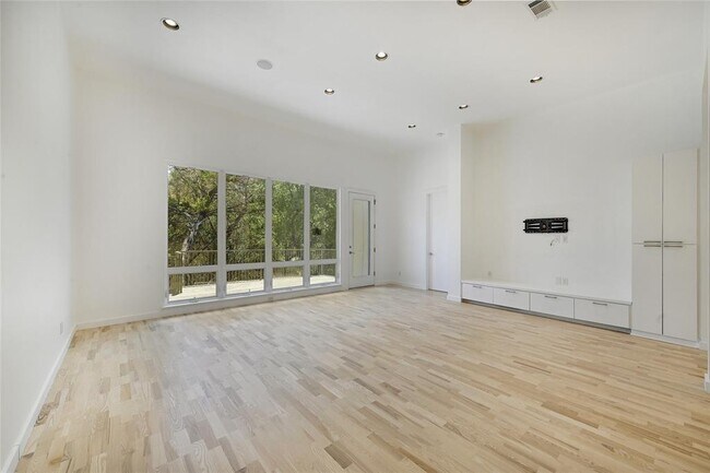 Foto del edificio - 410 Sailmaster St