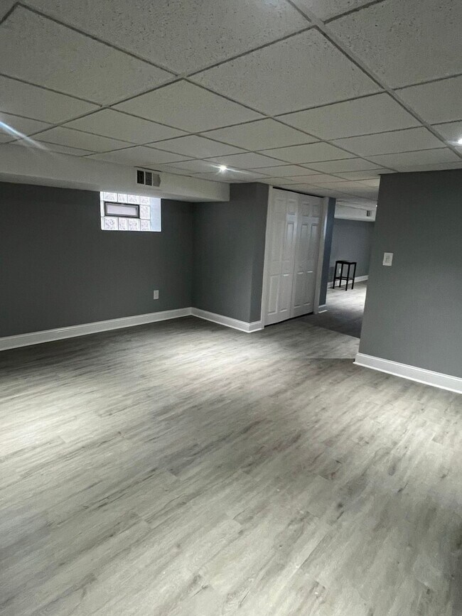 Foto del edificio - 9241 S Emerald Ave