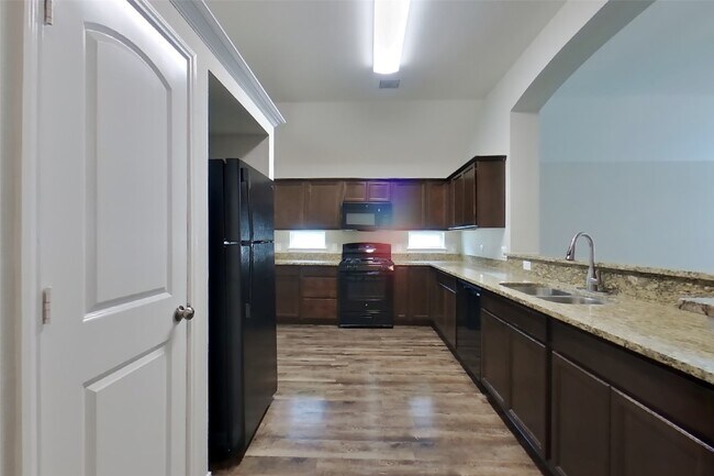 Building Photo - 1058 Pleasant Bend