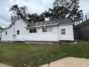 Building Photo - 901 Jewell St