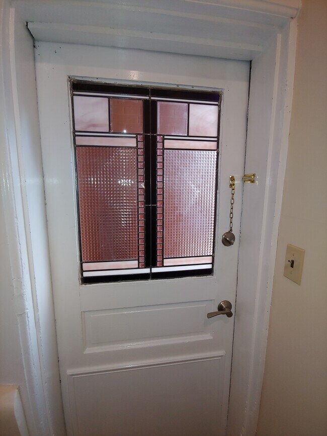 Entrance - 1349 Josephine St