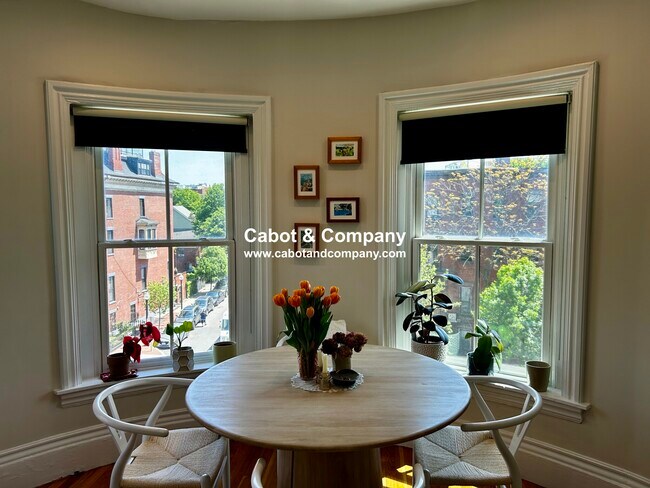 Building Photo - 671 Tremont St