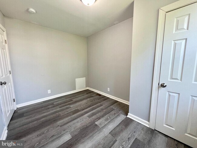 Foto del edificio - 2537 Carroll St