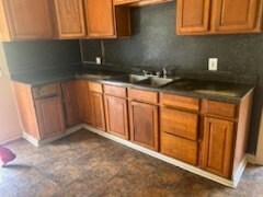 Primary Photo - 4736 Madison Ave