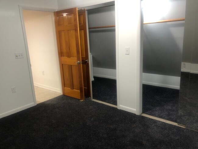 Foto del edificio - 622 N Terrace Ave