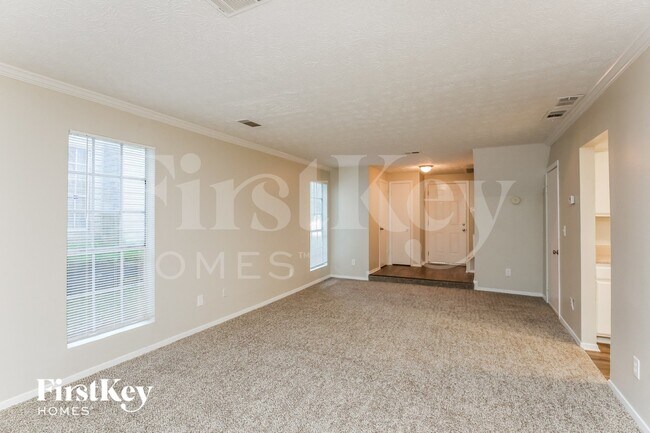 Foto del edificio - 1539 Esquire Pl NW