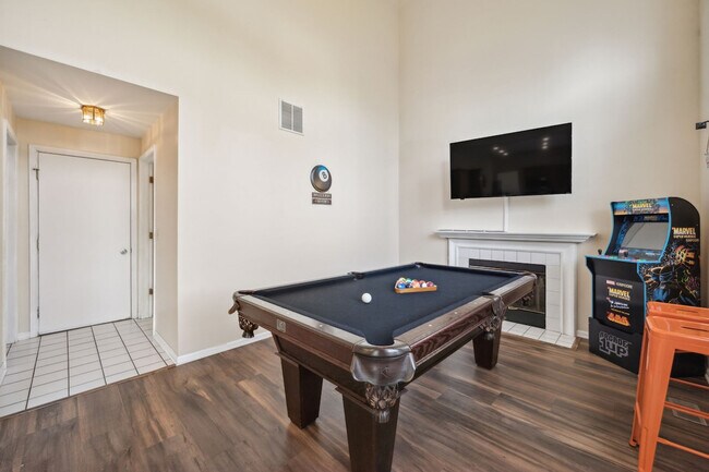 Foto del edificio - 4609 Metcalf Ct