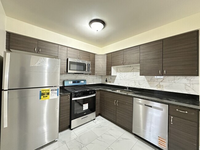 Foto del edificio - 630 Lincoln Ave