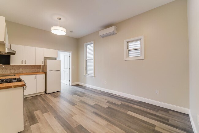 Foto del edificio - 1076 Summit Ave