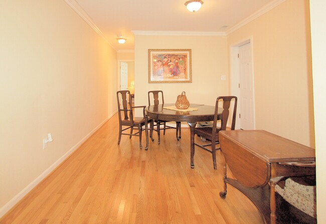 Foto del edificio - 60 Bates St NW
