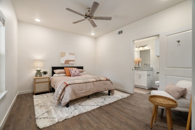 Interior Photo - Prairie at Chaffee Crossing