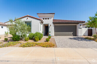 Building Photo - 12075 N San Clemente St