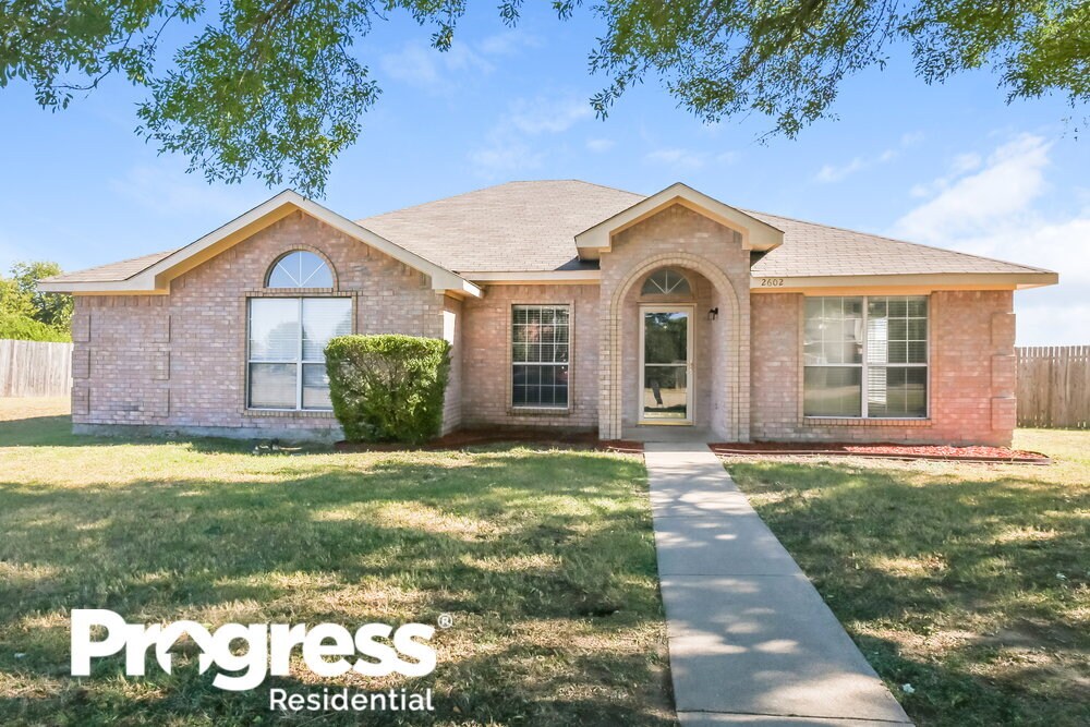 2602 Pioneer Ln, Lancaster, TX 75146 House Rental in Lancaster, TX