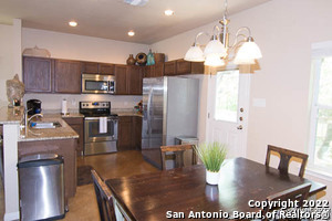 Foto del edificio - 1250 Bluff Creek Cir