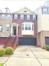 Building Photo - 4239 Laurel Creek Ct SE